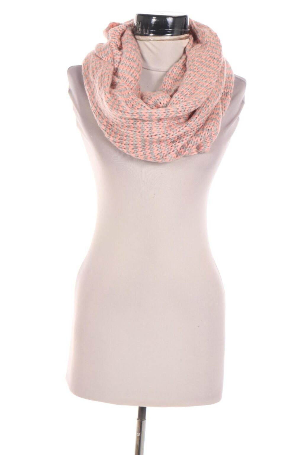 Шал DELIAS