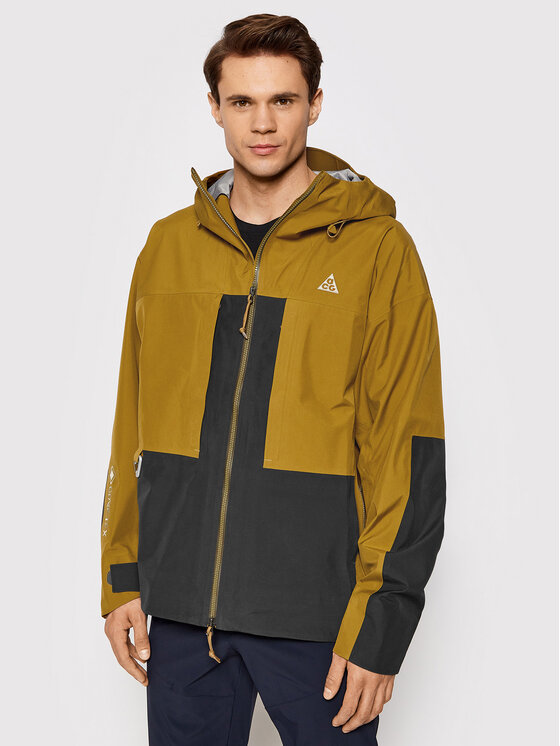 Outdoor яке Nike за Мъже цена