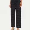 KARL LAGERFELD Дънки 245W1103 Черен Straight Fit за Жени цена