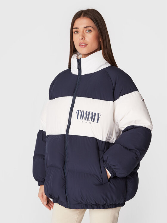 Пухено яке Tommy Jeans за Жени цена
