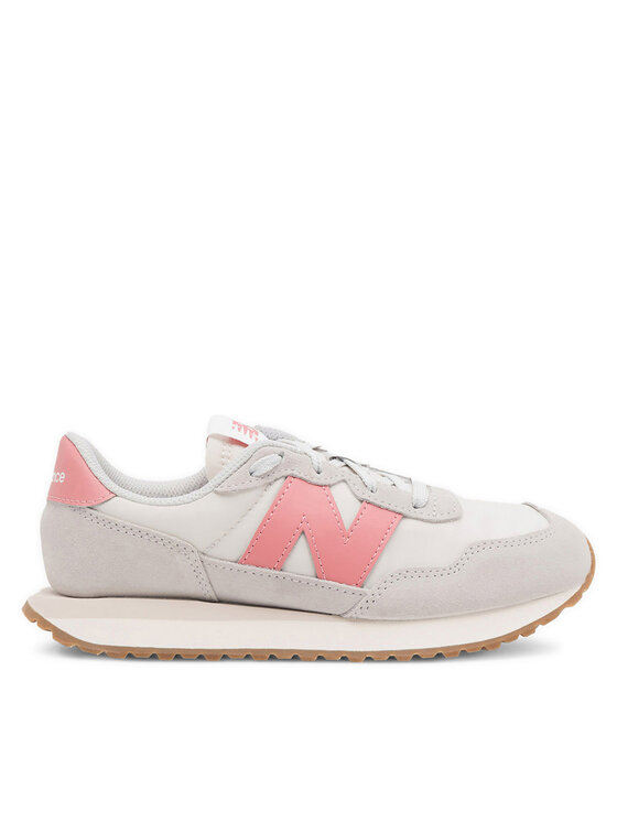 Сникърси New Balance за Момичета цена