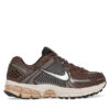 Nike Сникърси Zoom Vomero 5 FN6742 201 Кафяв за Жени цена