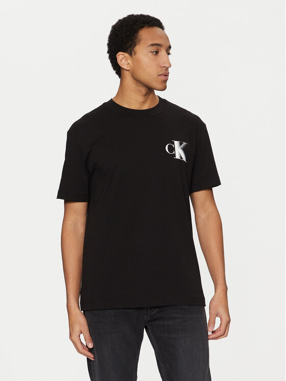 Calvin Klein Jeans Тишърт J30J327475 Черен Regular Fit за Мъже цена