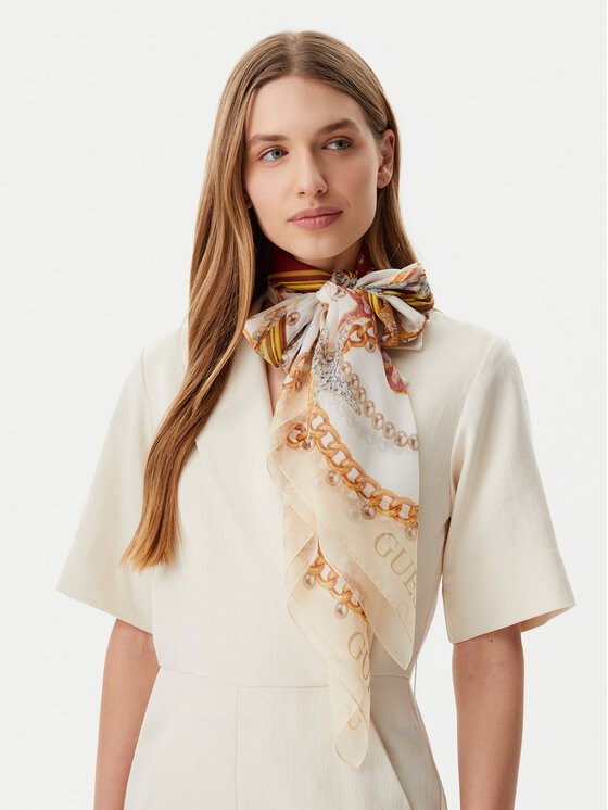 Шал Guess за Жени цена