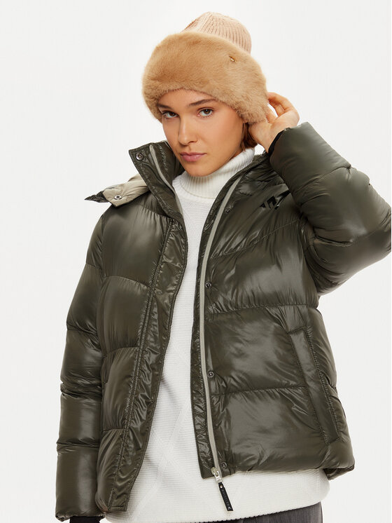 Шапка Guess за Жени цена