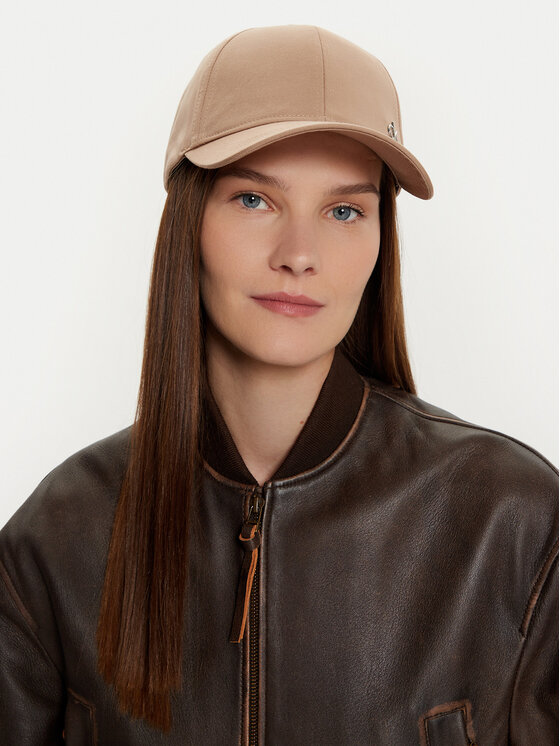 Шапка с козирка Calvin Klein за Жени цена