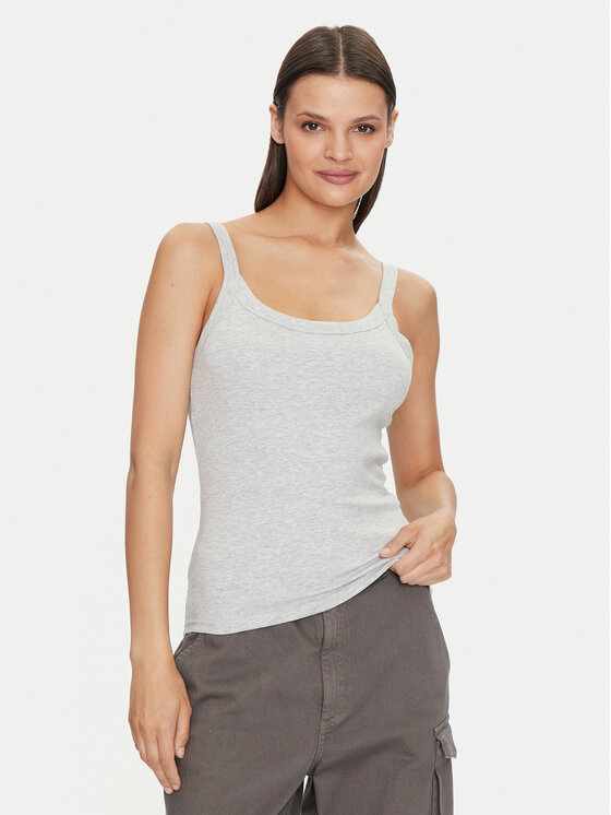 топ Gina Tricot за Жени цена