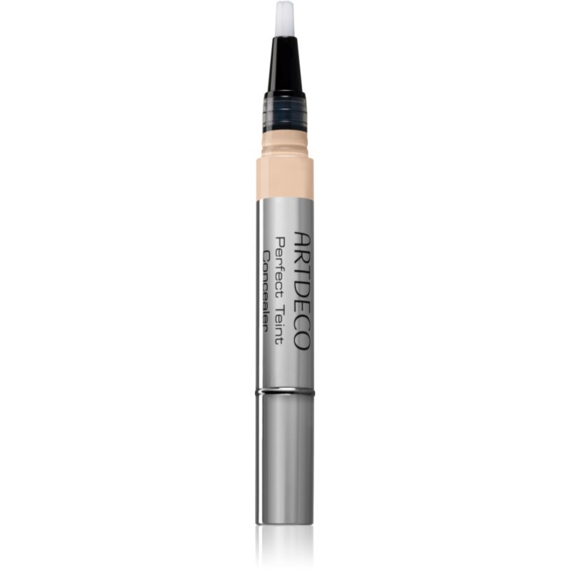 ARTDECO Perfect Teint Concealer озаряващ коректор в писалка цвят 19 Light Beige 2 мл.