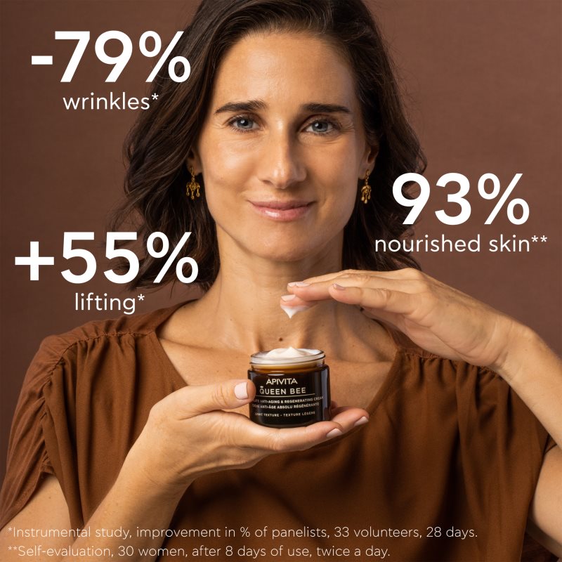 Apivita Queen Bee Cream Light лек регенериращ крем против стареене на кожата 50 мл. на ниска цена