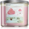 Bath & Body Works Pink Petal Tea Cake ароматна свещ 411 гр.