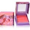 Benefit Crystah WANDERful World руж - пудра цвят Strawberry pink 6 гр.