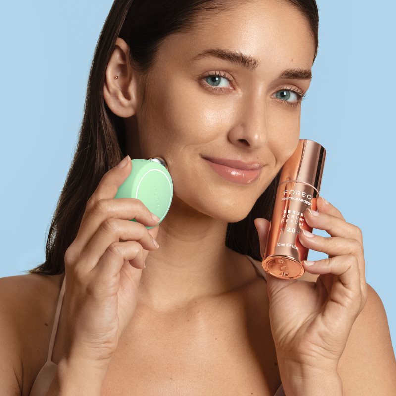 FOREO BEAR™ 2 go микротоков тонизиращ уред за лице Pistachio 1 бр. на ниска цена