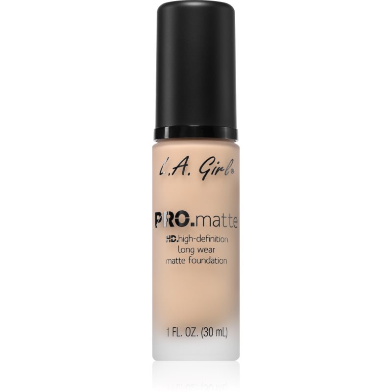 L.A. Girl Cosmetics PRO. Matte HD дълготраен фон дьо тен с матиращ ефект цвят Beige 30 мл.