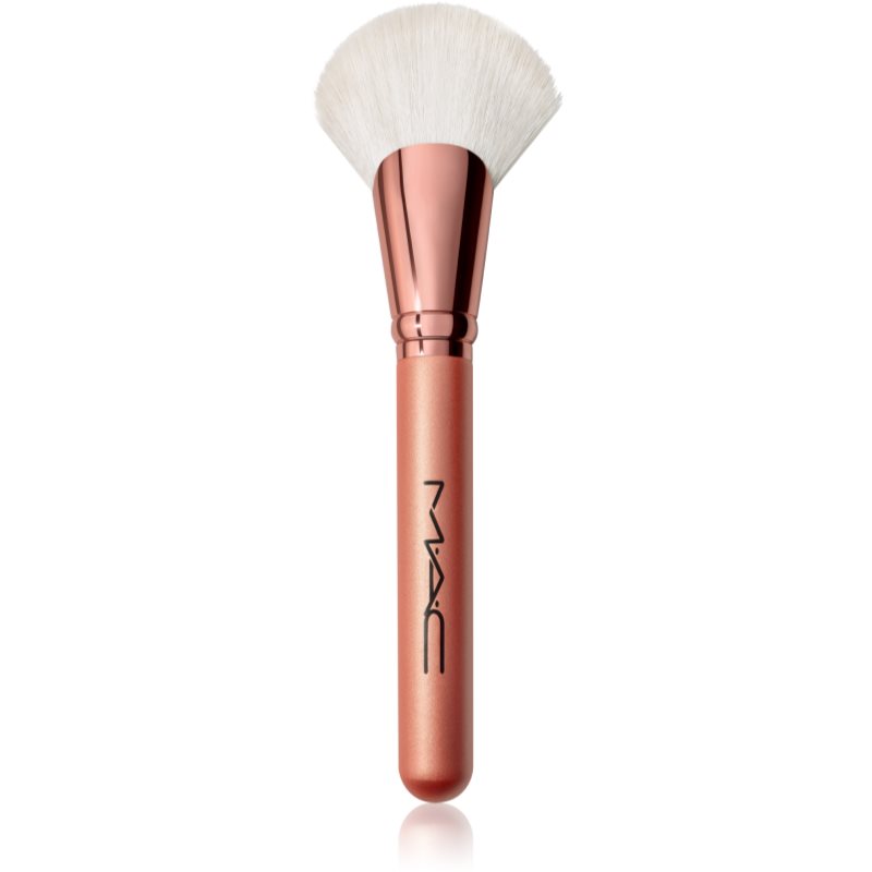 MAC Cosmetics 143S Bronzer Fan Brush четка за бронзант 1 бр. на ниска цена