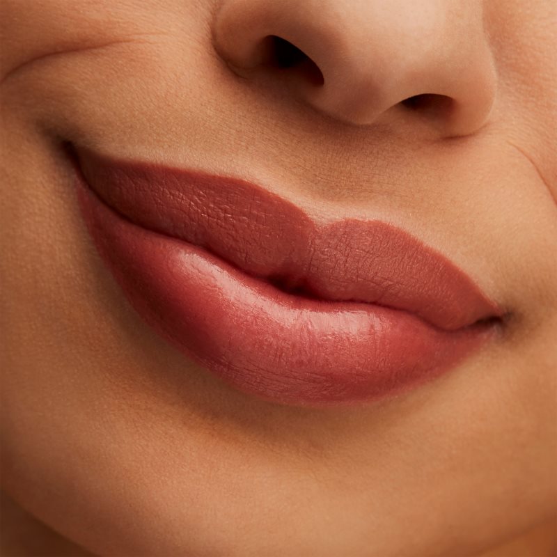 MAC Cosmetics Lustreglass Sheer-Shine Lipstick бляскаво червило цвят Hug Me 3 гр. на ниска цена