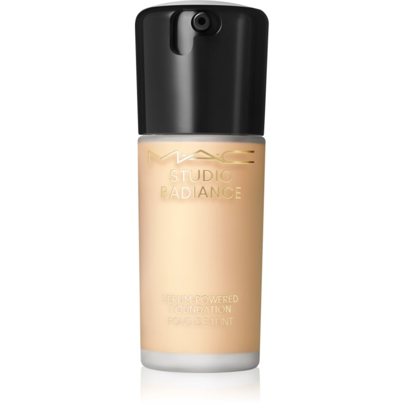 MAC Cosmetics Studio Radiance Serum-Powered Foundation хидратиращ фон дьо тен цвят NC15 30 мл.