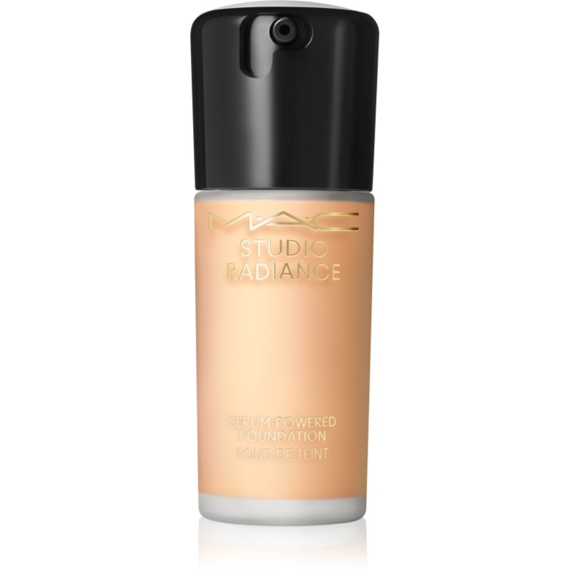 MAC Cosmetics Studio Radiance Serum-Powered Foundation хидратиращ фон дьо тен цвят NC16 30 мл.