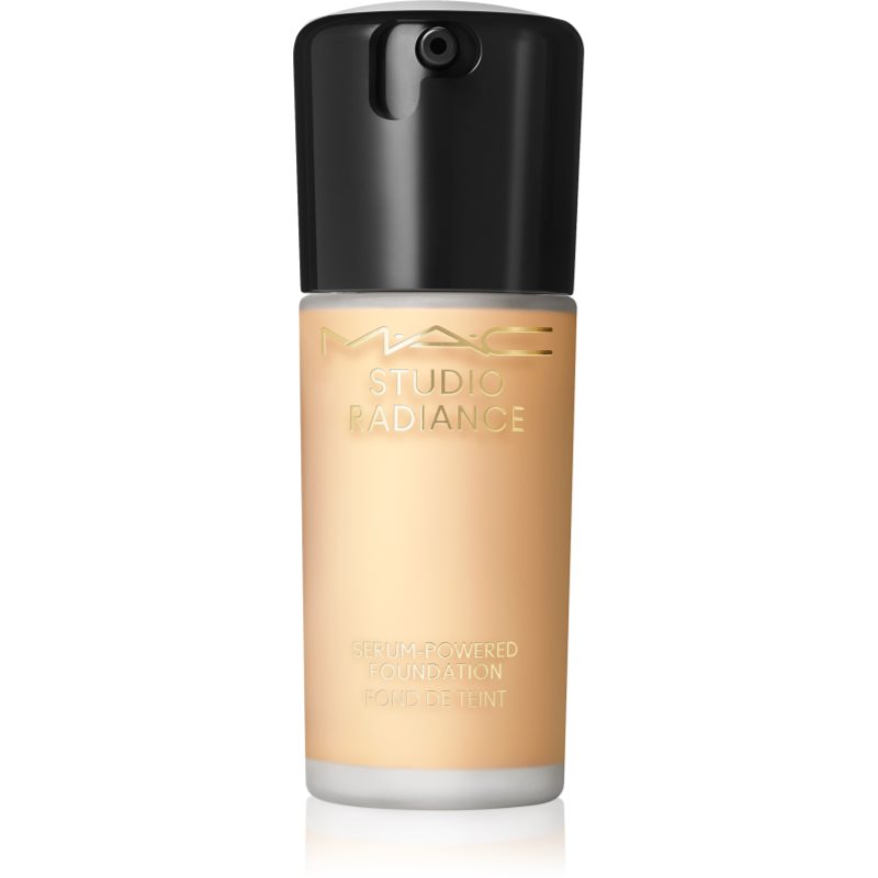 MAC Cosmetics Studio Radiance Serum-Powered Foundation хидратиращ фон дьо тен цвят NC20 30 мл.