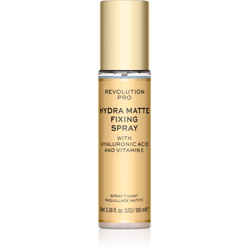 Revolution PRO Hydra Matte матиращ и фиксиращ спрей върху фон дьо тен 100 мл.