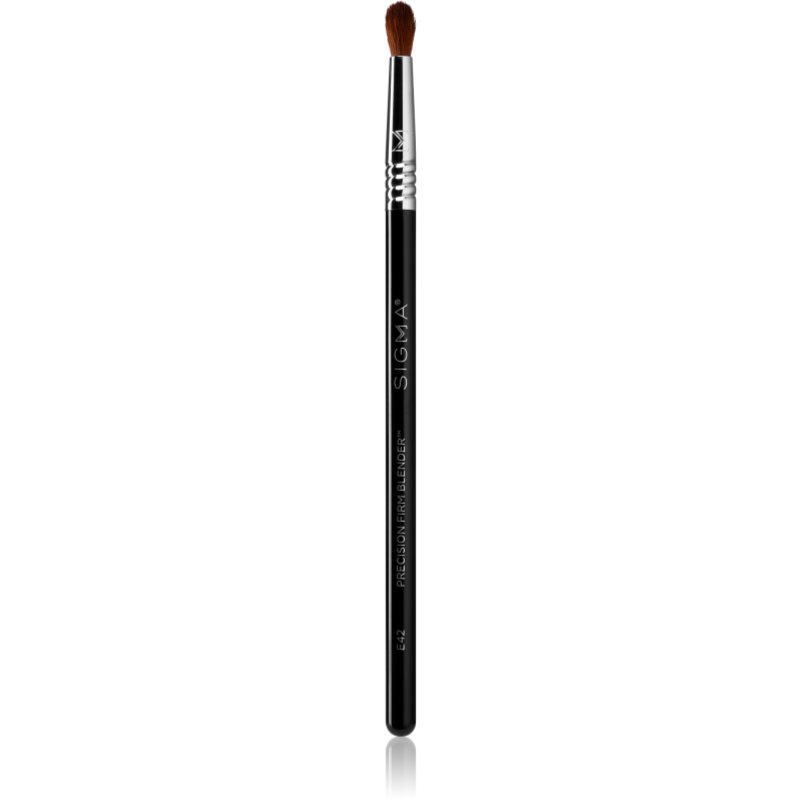 Sigma Beauty Eyes E42 Precision Firm Blender™ Brush четка за точно нанасяне на сенки за очи 1 бр.