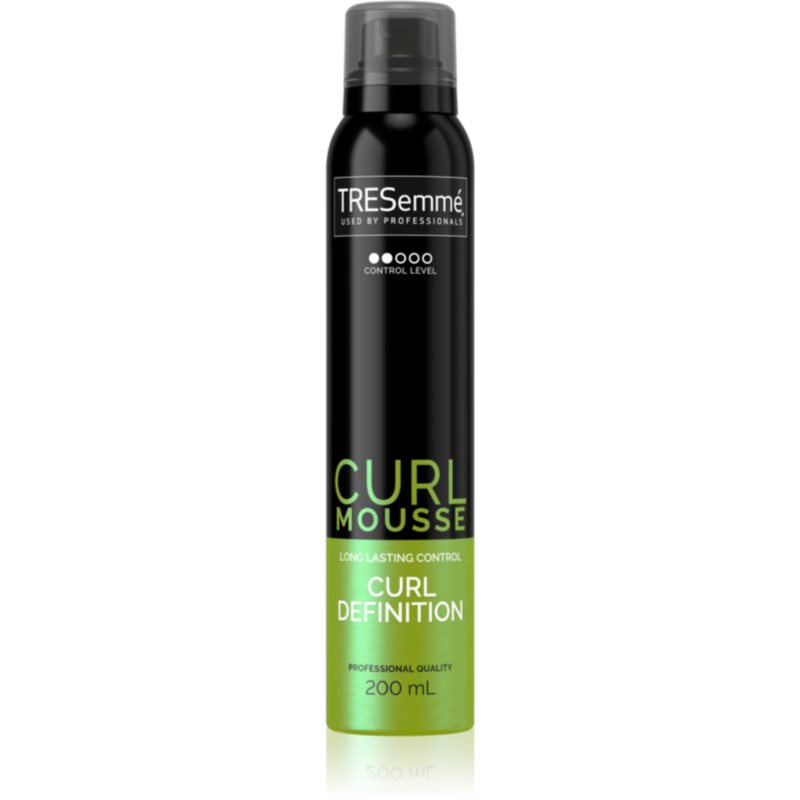 TRESemmé Botanique Cactus Water & Coconut стилизираща пяна за къдрава коса 200 мл. на ниска цена