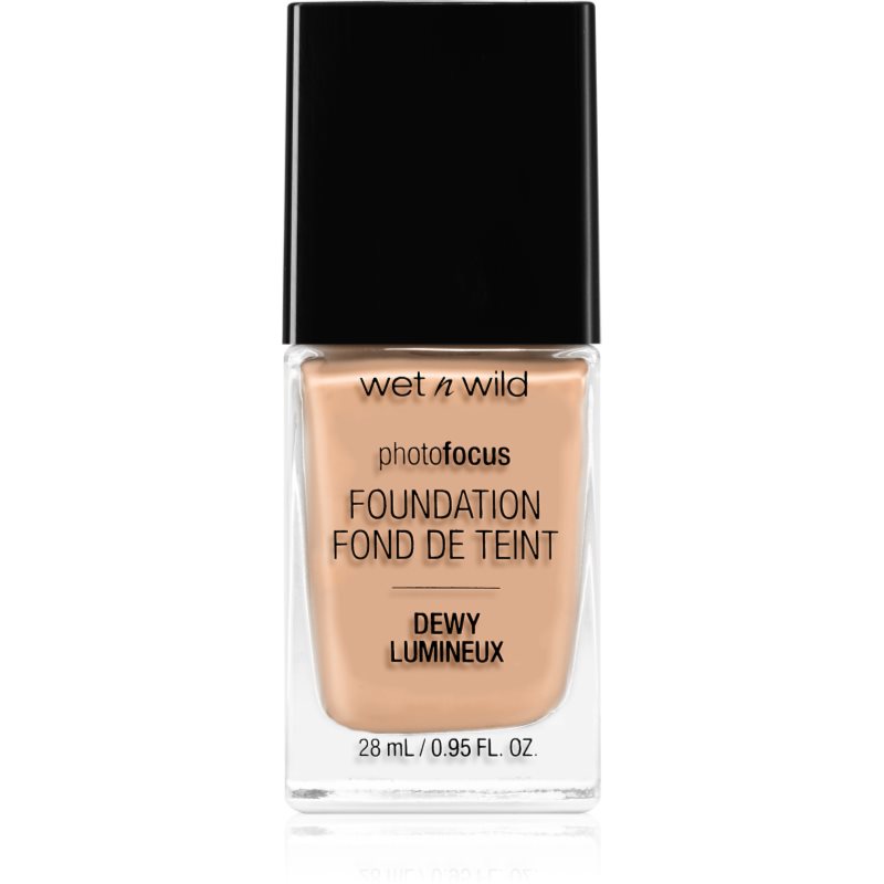 Wet n Wild Photo Focus лек хидратиращ фон дьо тен за озаряване на лицето цвят Classic Beige 28 мл.
