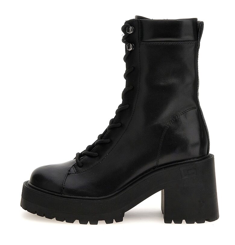 Боти от еко кожа с масивен ток GUESS