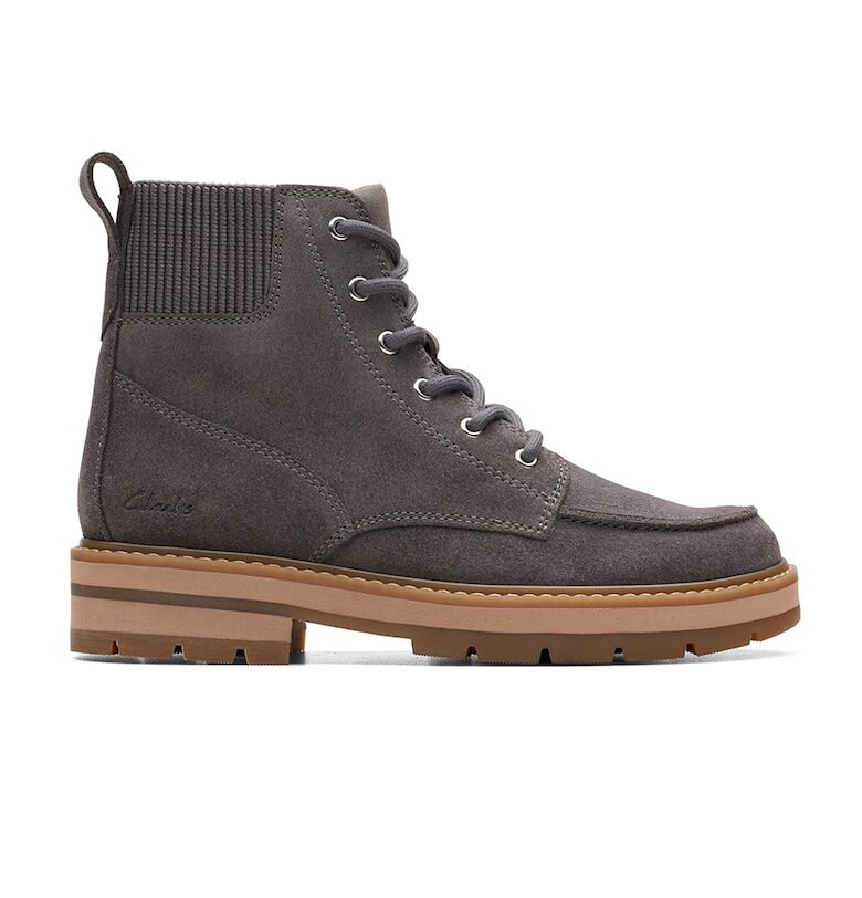Велурени боти Prague Clarks