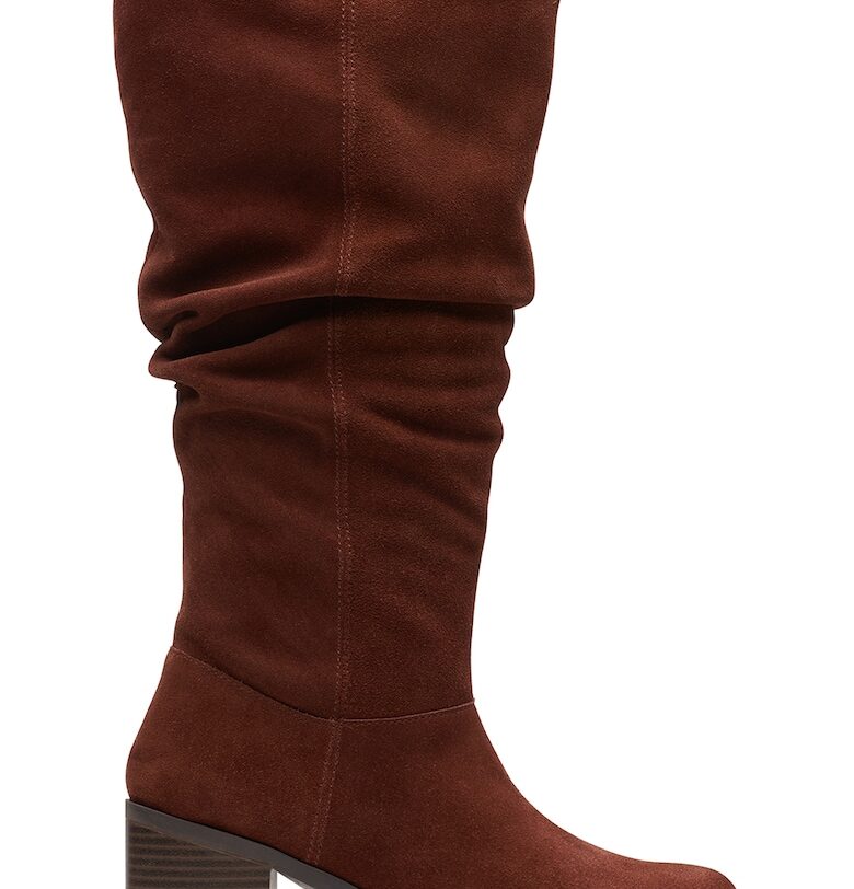 Велурени ботуши Clarks