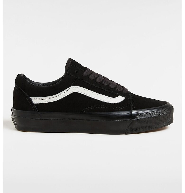 Велурени кецове с лого Vans