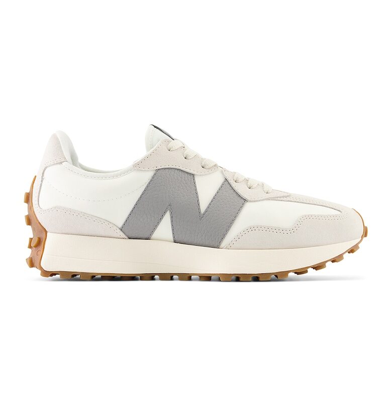 Велурени спортни обувки с лого New Balance