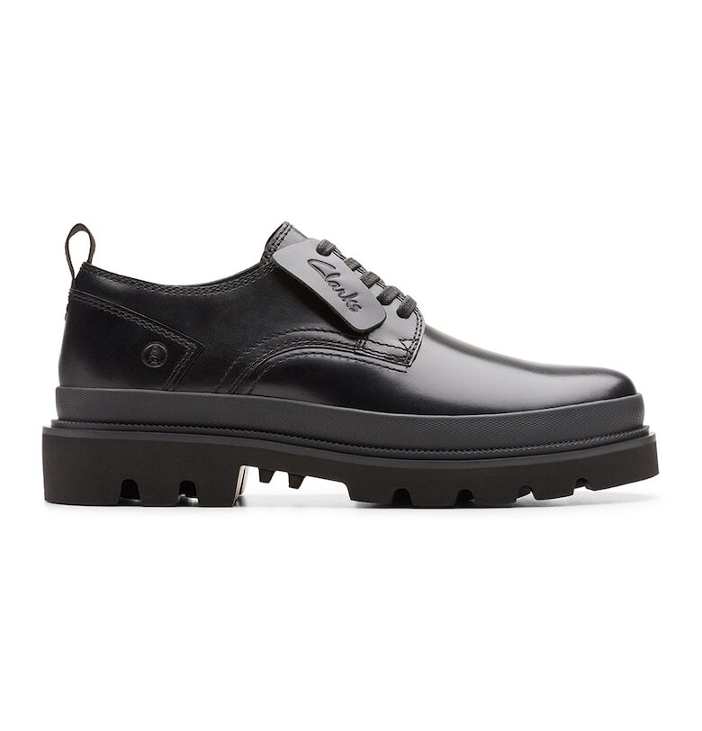 Кожени обувки с полускосена подметка Clarks