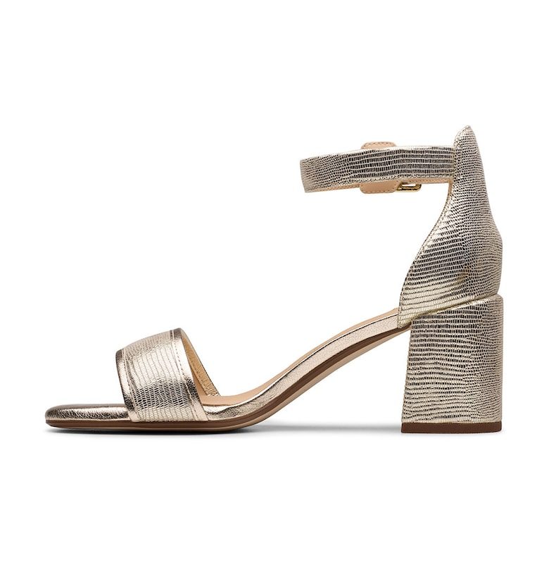 Кожени сандали Ezoria Mae с масивен ток Clarks