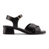 Кожени сандали Serina с каишка с тока с масивен ток Clarks