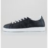 Кожени спортни обувки с перфорации и лого ARMANI EXCHANGE