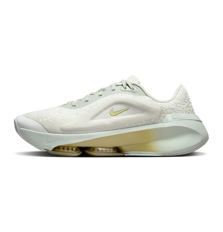 Мрежести спортни обувки Versair Nike