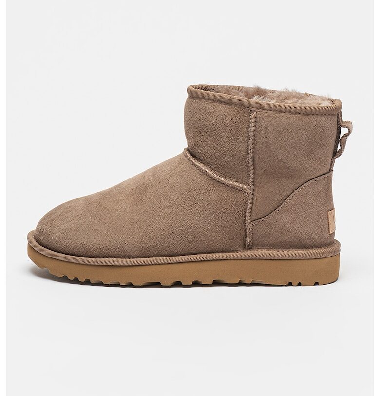 Непромокаеми велурени боти Classic Mini II UGG