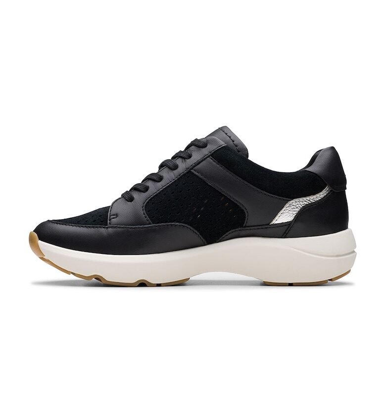 Полускосени спортни обувки с кожа Clarks