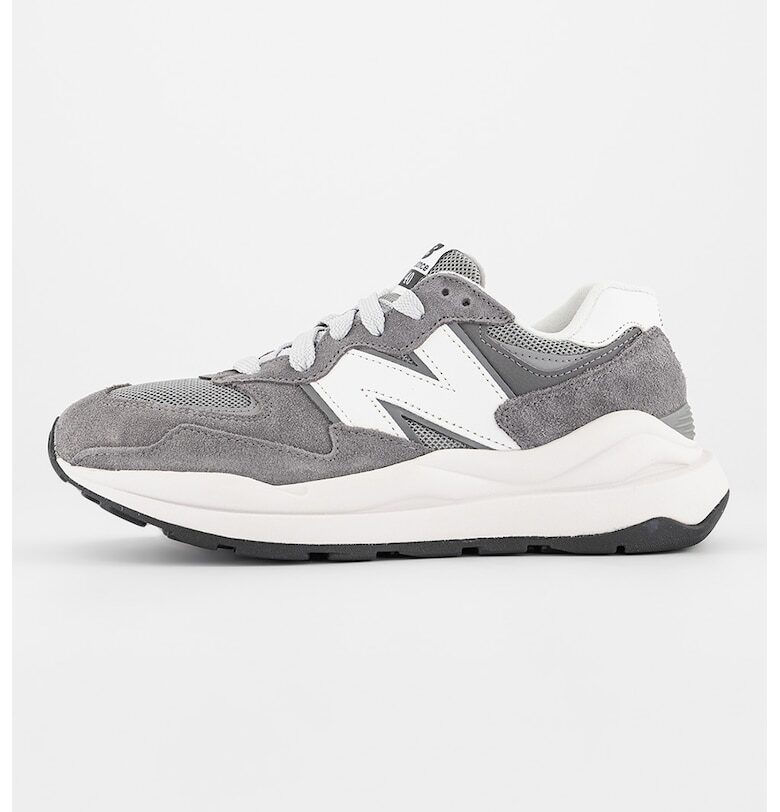 Спортни обувки 57/40 с велур New Balance