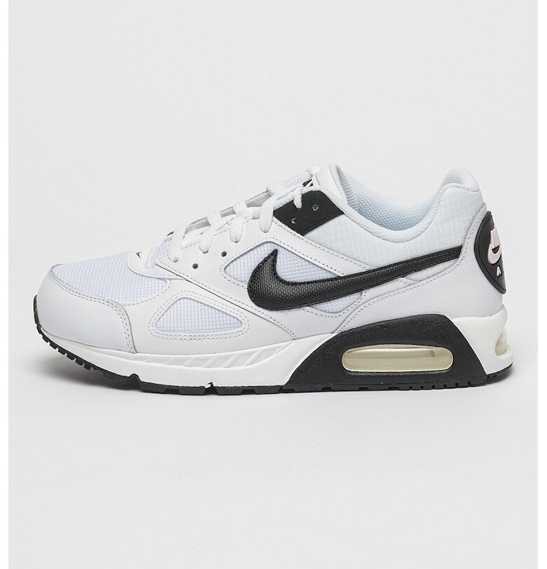 Спортни обувки Air Max IVO с кожа Nike