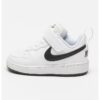 Спортни обувки Court Borough с велкро Nike