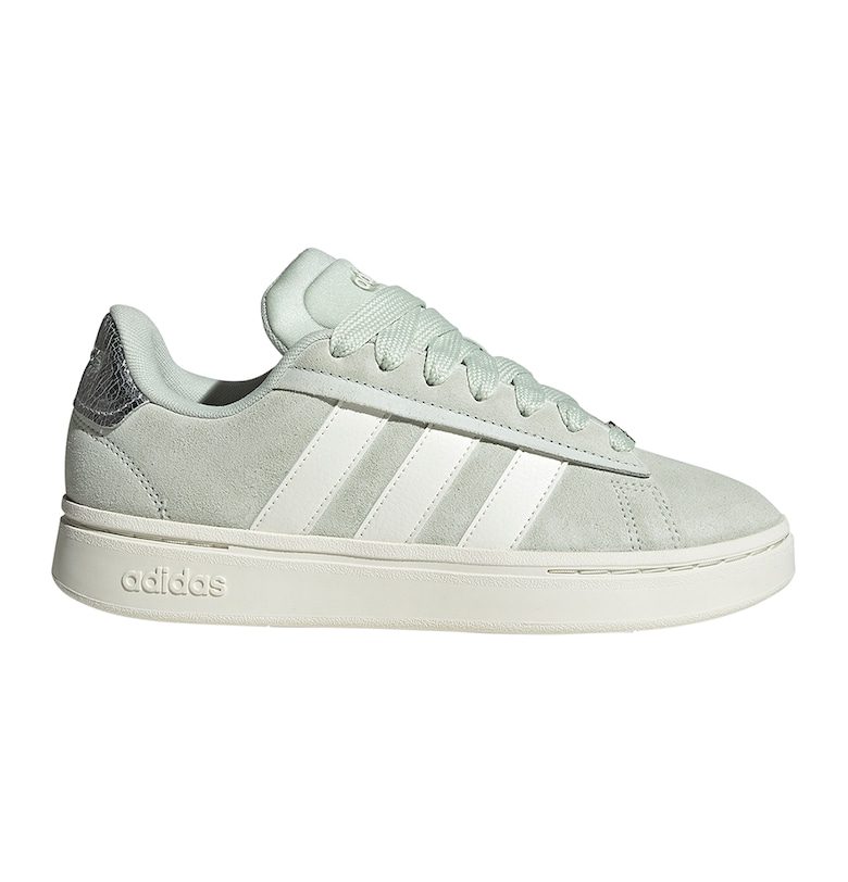 Спортни обувки Grand Court Alpha от велур adidas Sportswear