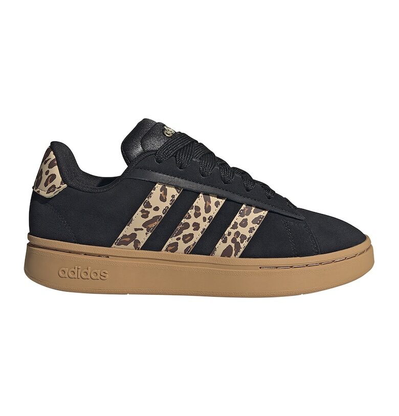 Спортни обувки Grand Court Alpha от велур adidas Sportswear