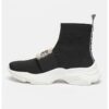 Спортни обувки Marathons с дизайн на чорап Steve Madden