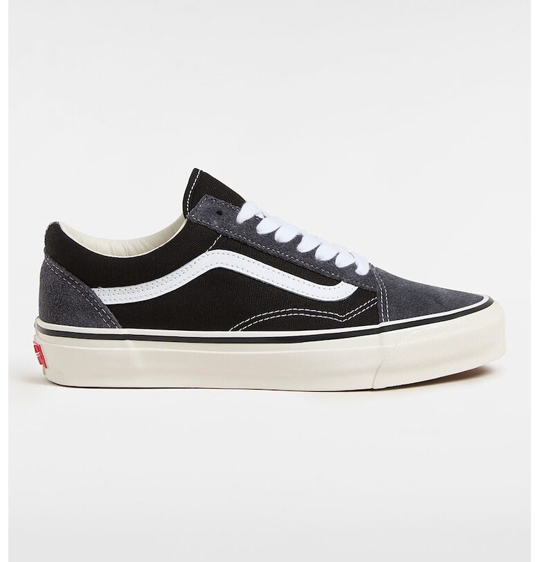 Спортни обувки Old Skool с велур Vans