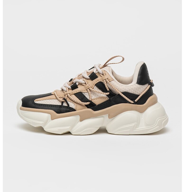 Спортни обувки Spectatorr с масивен дизайн Steve Madden
