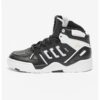 Спортни обувки от еко кожа с двуцветен дизайн adidas Sportswear