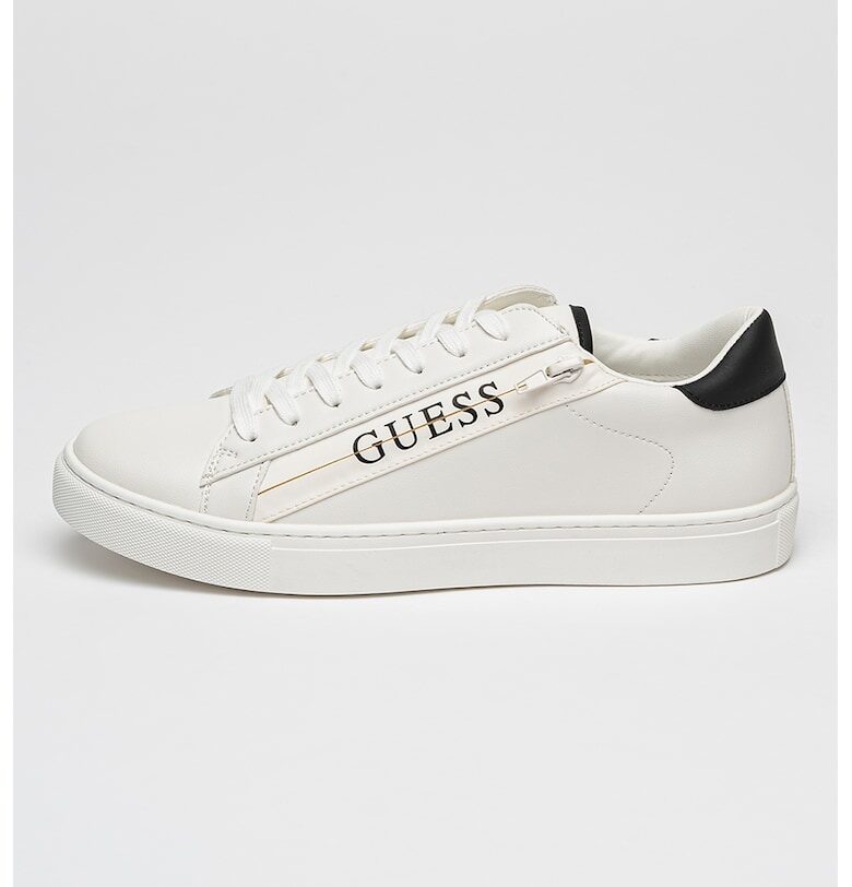 Спортни обувки от еко кожа с лого и цип GUESS