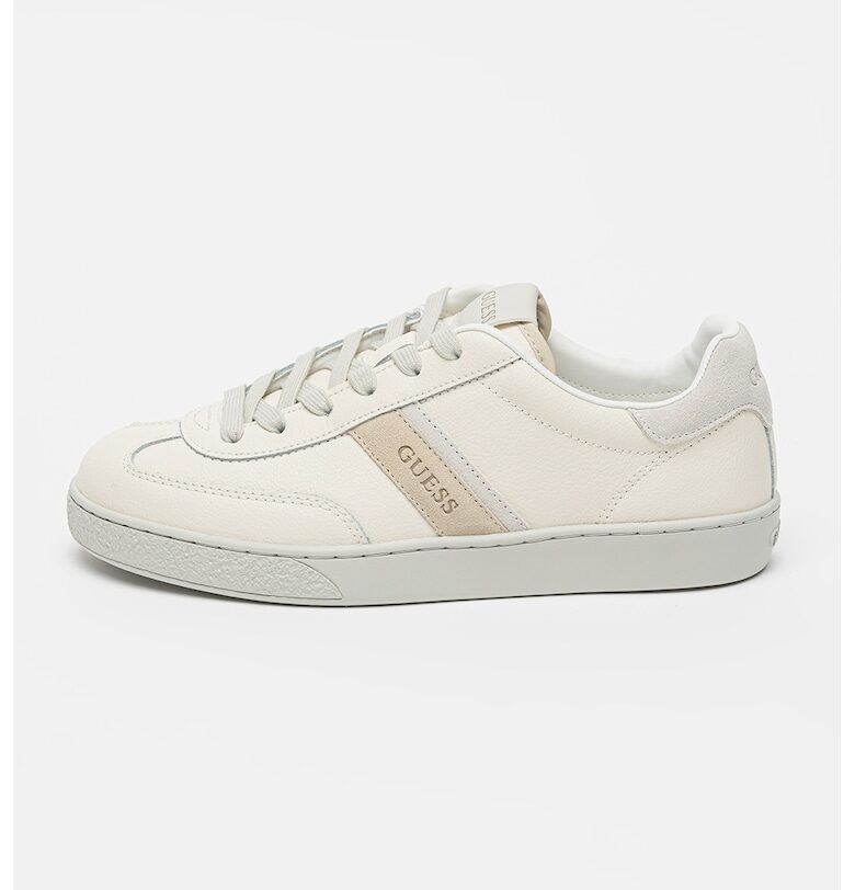 Спортни обувки от кожа с нисък профил GUESS