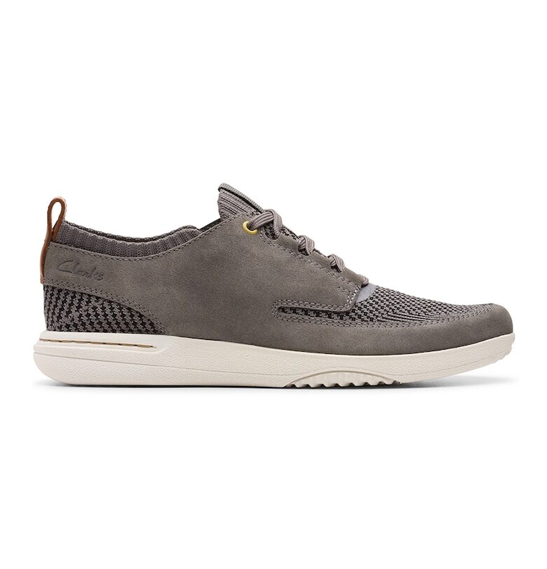Спортни обувки с велур Clarks